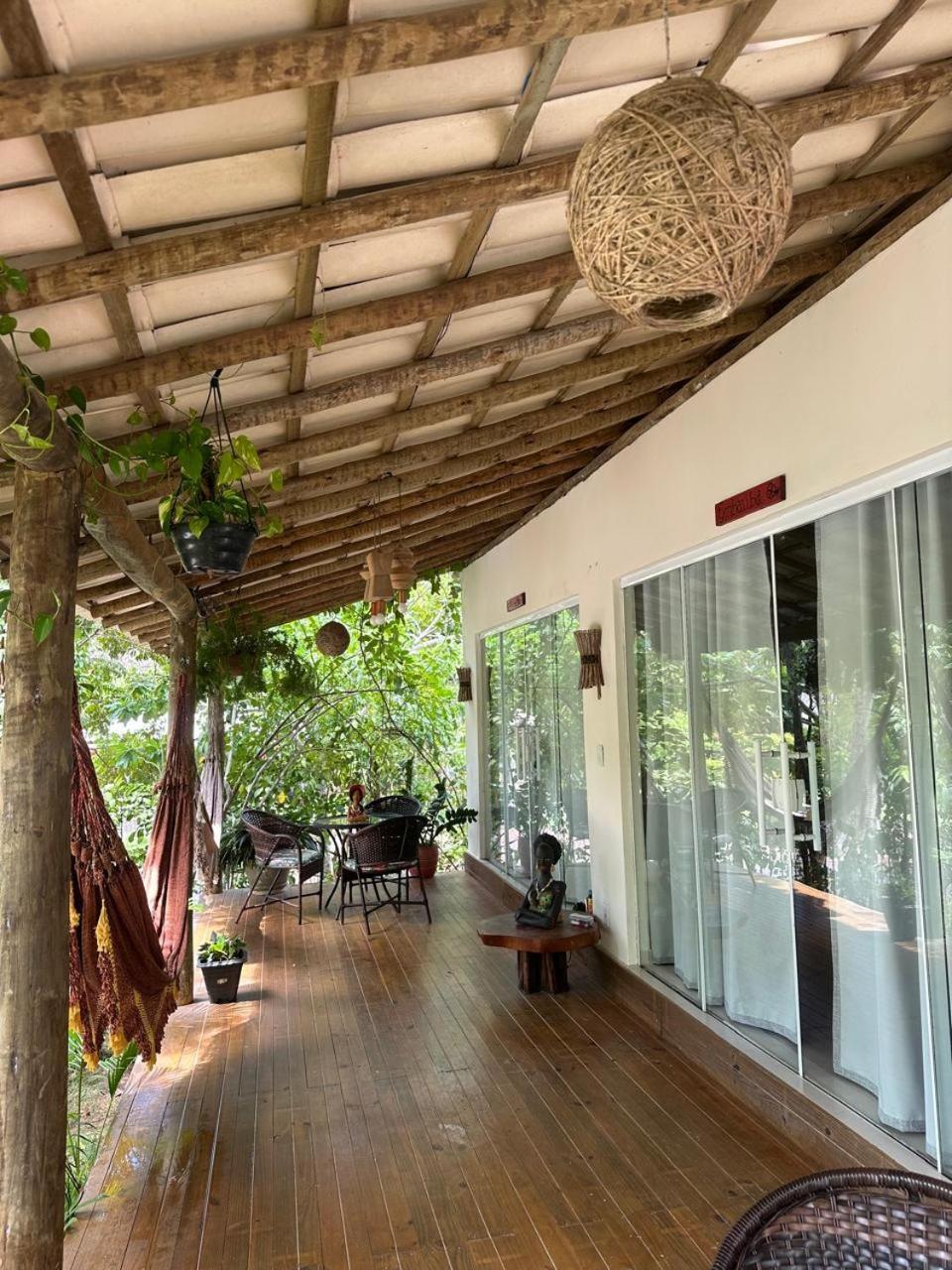 Aruana Suites Seu Refugio Entre Arvores A 5Km Da Vila De Praia Do Forte Exterior photo